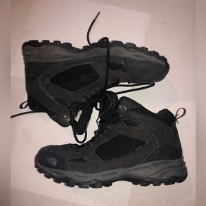 Men’s The North Face hydroseal waterproof boot